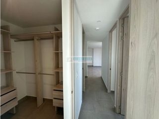 Foto 3 de Se vende apartamento en Bellavista