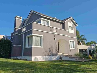 Foto 1 de SE VENDE CASA EN VALLE ESCONDIDO