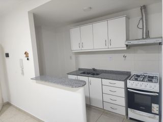 Foto 3 de Alquiler Departamento 1 dormitorio Belgrano al 600 , Neuquen