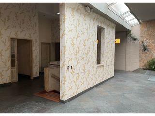 Foto 1 de Casa Comercial de Dos Pisos en la Mejor Zona Gastronómica.