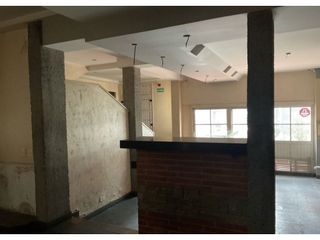 Foto 9 de Casa Comercial de Dos Pisos en la Mejor Zona Gastronómica.