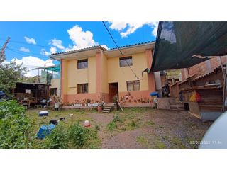 Foto 3 de VENDO LOTE CON CASA DE 290 M2 TRES CRUCES, SANTA ROSA, SAN SEBASTIAN