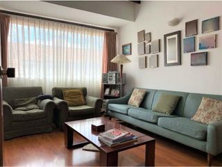 Foto 4 de Hermosa Casa en venta en la la Alhambra