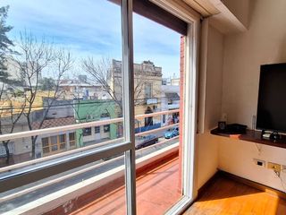 Foto 6 de PH 3 amb Venta Floresta con balcón patio y cochera