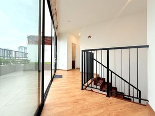 Foto 15 de Departamento Duplex con Gran Terraza Cochera y Depósito