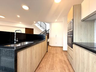 Foto 4 de Departamento Duplex con Gran Terraza Cochera y Depósito