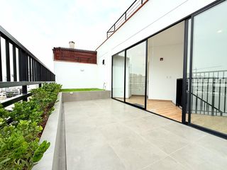 Foto 17 de Departamento Duplex con Gran Terraza Cochera y Depósito