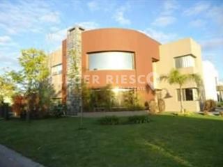 Foto 1 de Casa en Alquiler en Los Sauces, Nordelta, Tigre, G.B.A. Zona Norte, Argentina
