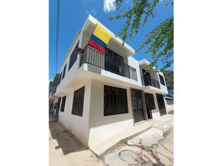 Foto 2 de CASA ESQUINERA EN VENTA, MELGAR, NEGOCIABLE