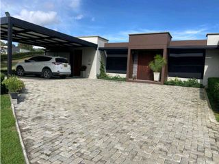 Foto 2 de Hermosa Casa Campestre La Ceja 2500m2 💰2300 Mill