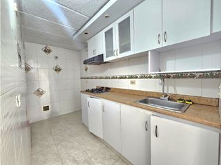Foto 8 de SE VENDE APARTAMENTO EN GRAN GRANADA - ENGATIVA