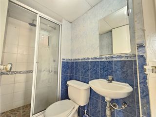 Foto 10 de SE VENDE APARTAMENTO EN GRAN GRANADA - ENGATIVA