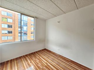 Foto 13 de SE VENDE APARTAMENTO EN GRAN GRANADA - ENGATIVA