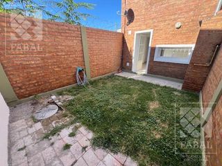 Foto 13 de Casa alquiler centro oeste, 2 dormitorios, 2 baños, patio y entrada para auto