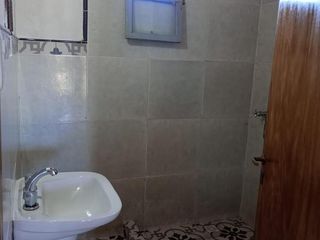Foto 3 de Casa en venta - 1 Dormitorio 1 Baño - 3.000Mts2 - Coronel Pringles
