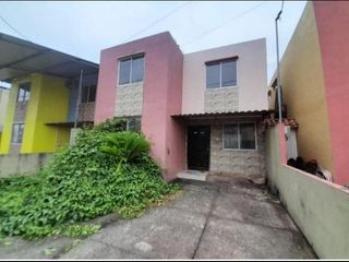 Foto 1 de VIVIENDA UNIFAMILIAR EN URB. LOMA GRANDE, SECTOR STA. CICILIA, LOS RÍOS-VENTANAS