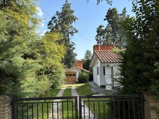 Foto 2 de SE VENDE Casa de dos dormitorios en  Villa General Belgrano