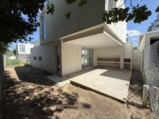 Foto 16 de Casa en  Alquiler en Housing