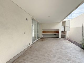 Foto 7 de Casa en  Alquiler en Housing