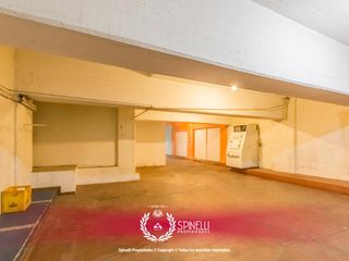 Foto 22 de Local comercial · 228M2 · en el cruce de avenidas más comercial del barrio: San Juan y Boedo.