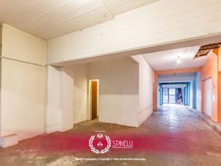 Foto 23 de Local comercial · 228M2 · en el cruce de avenidas más comercial del barrio: San Juan y Boedo.