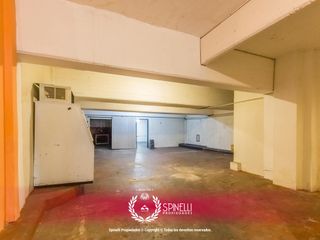 Foto 21 de Local comercial · 228M2 · en el cruce de avenidas más comercial del barrio: San Juan y Boedo.