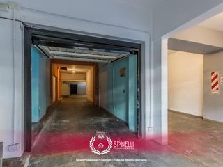 Foto 13 de Local comercial · 228M2 · en el cruce de avenidas más comercial del barrio: San Juan y Boedo.