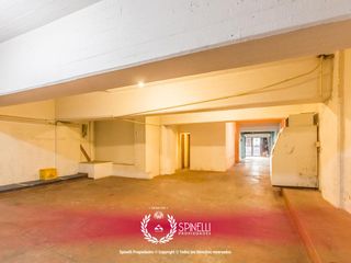 Foto 20 de Local comercial · 228M2 · en el cruce de avenidas más comercial del barrio: San Juan y Boedo.