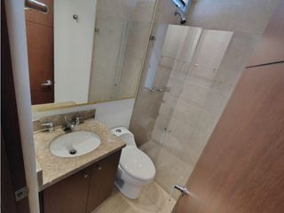 Foto 12 de AMPLIO APARTAMENTO GALERIAS, ILUMINADO
