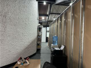 Foto 10 de Sangolqui, Bodega en Renta, 210m2, 2 Ambientes