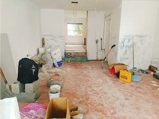 Foto 3 de La Floresta, Local Comercia en Renta, 70m2, 2 Ambientes