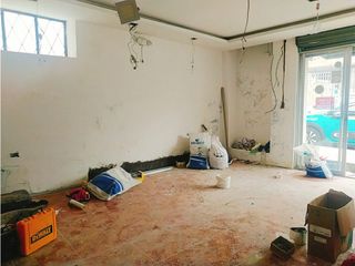 Foto 10 de La Floresta, Local Comercia en Renta, 70m2, 2 Ambientes
