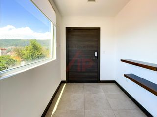 Foto 6 de HERMOSA Y MODERNA SUITE EN RENTA LUIS MORENO MORA CUENCA