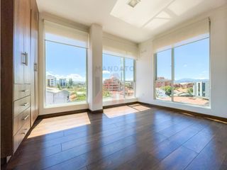Foto 7 de HERMOSA Y MODERNA SUITE EN RENTA LUIS MORENO MORA CUENCA