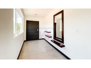Foto 5 de HERMOSA Y MODERNA SUITE EN RENTA LUIS MORENO MORA CUENCA