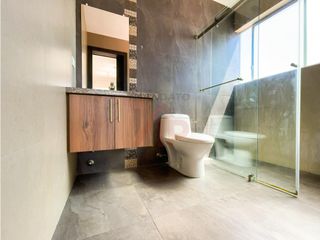 Foto 9 de HERMOSA Y MODERNA SUITE EN RENTA LUIS MORENO MORA CUENCA