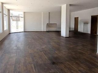 Foto 3 de Edificio en Venta en Cerro Colorado - Ideal para Hoteles u Otro Tipo de Empresas