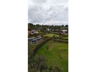 Foto 6 de Venta de lote campestre  alto de las palmas unidad cerrada