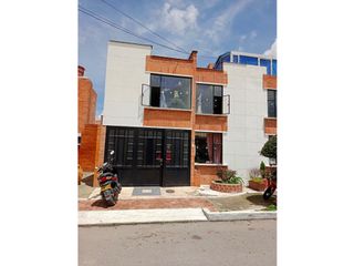 Foto 1 de VENDO CASA EN PAIPA BOYACA