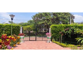 Foto 44 de VENTA HERMOSISIMA CASA DENTRO DEL MEJOR CONDOMINIO DE CHINAUTA C/MARCA