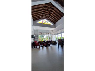 Foto 10 de VENTA HERMOSISIMA CASA DENTRO DEL MEJOR CONDOMINIO DE CHINAUTA C/MARCA