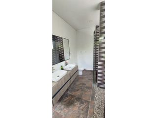 Foto 31 de VENTA ESPECTACULAR CASA CAMPESTRE UBICADA EN RICAURTE CUNDINAMARCA