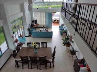 Foto 10 de VENTA ESPECTACULAR CASA CAMPESTRE EN CHINAUTA CUNDINAMARCA