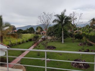 Foto 26 de VENTA HERMOSA CASA CON UNA ESPECTACULAR VISTA EN CHINAUTA C/MARCA
