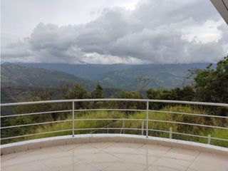 Foto 25 de VENTA HERMOSA CASA CON UNA ESPECTACULAR VISTA EN CHINAUTA C/MARCA