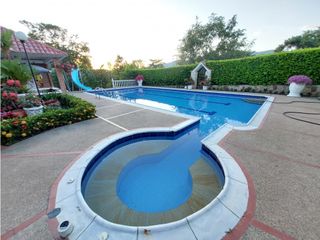 Foto 5 de VENPERMUTO HERMOSA CASA CAMPESTRE EN EL MEJOR CONDOMINIO DE CHINAUTA
