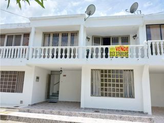 Foto 1 de VENPERMUTO CASA EN CONDOMINIO EN GIRARDOT PRECIO DE OPORTUNIDAD