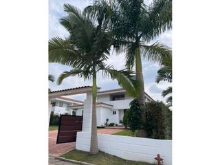 Foto 8 de VENTA EXCELENTE CASA CAMPESTRE A PUERTA CERRADA FUSAGASUG C/MARCA