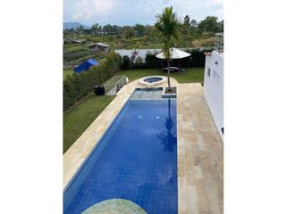 Foto 12 de VENTA EXCELENTE CASA CAMPESTRE A PUERTA CERRADA FUSAGASUG C/MARCA