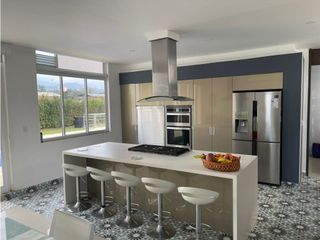 Foto 16 de VENTA EXCELENTE CASA CAMPESTRE A PUERTA CERRADA FUSAGASUG C/MARCA